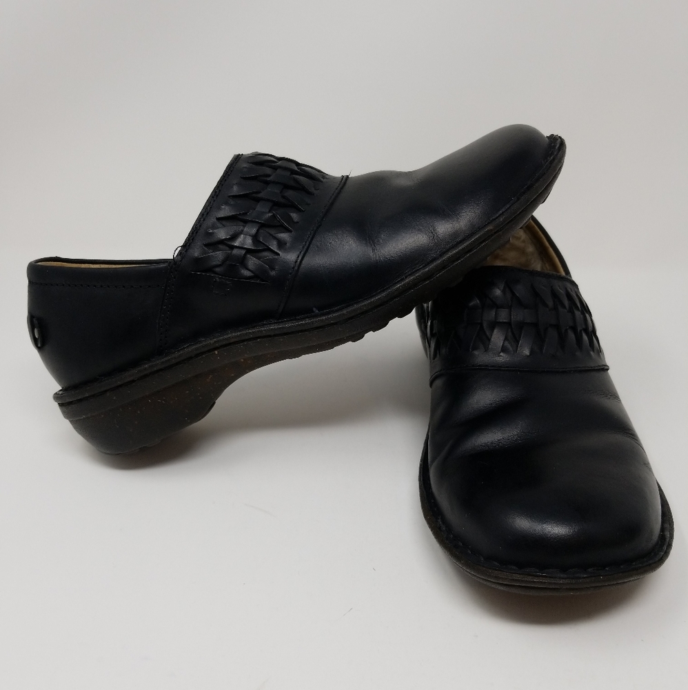 UGG W Anila Black Braided Leather Clog- Sz. 9